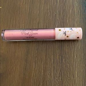 Too Faced Pink Swan Lip Gloss